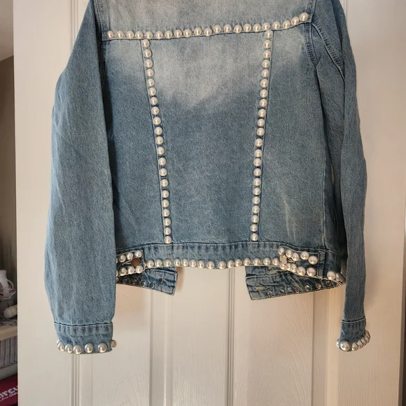 NWT Boston Proper Pearl Embellished Denim Jacket - Picture 5 of 8